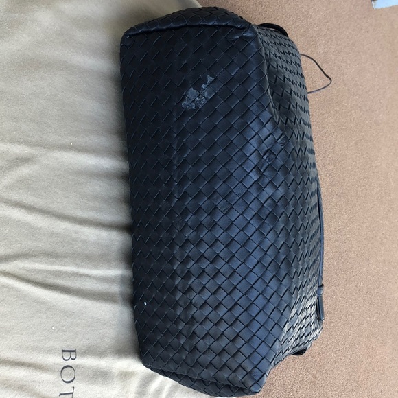 Authentic Bottega Veneta Handbag - Picture 7 of 13